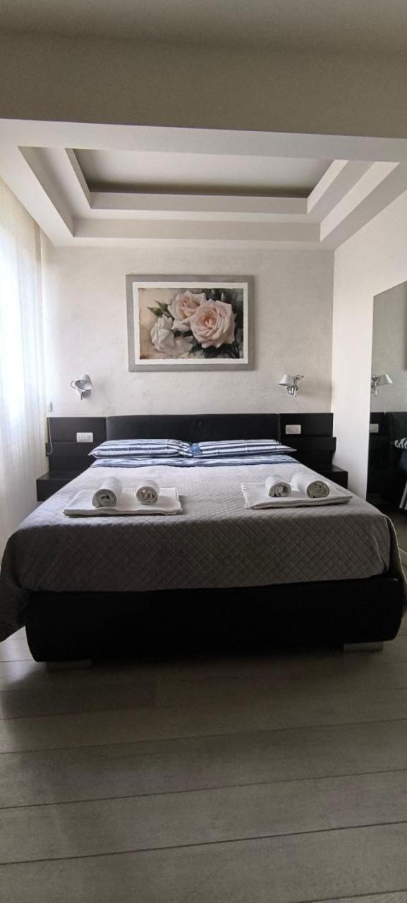 Appartamento Incantevole Con Parcheggio Gratuito Florens Exteriör bild